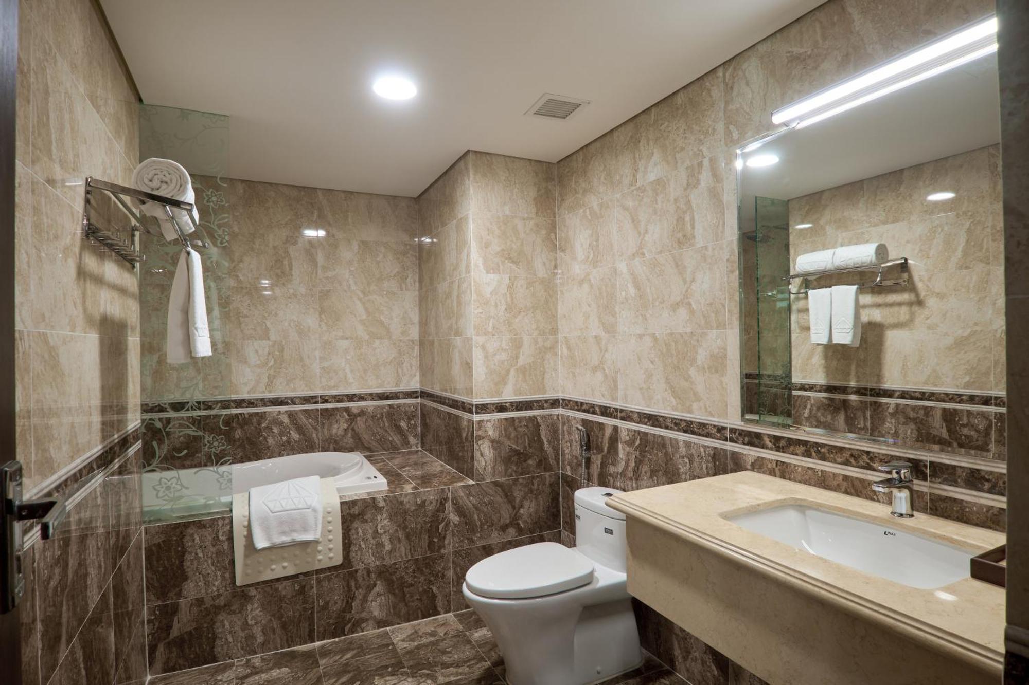 Netland Westlake Legacy Suites Hanoi Luaran gambar